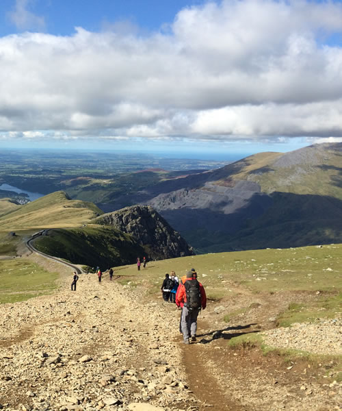 Taith Yr Wyddfa - Llwybrau i'r Copa